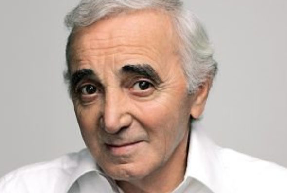 You are currently viewing Hommage à Aznavour 90ième anniversaire de la légende