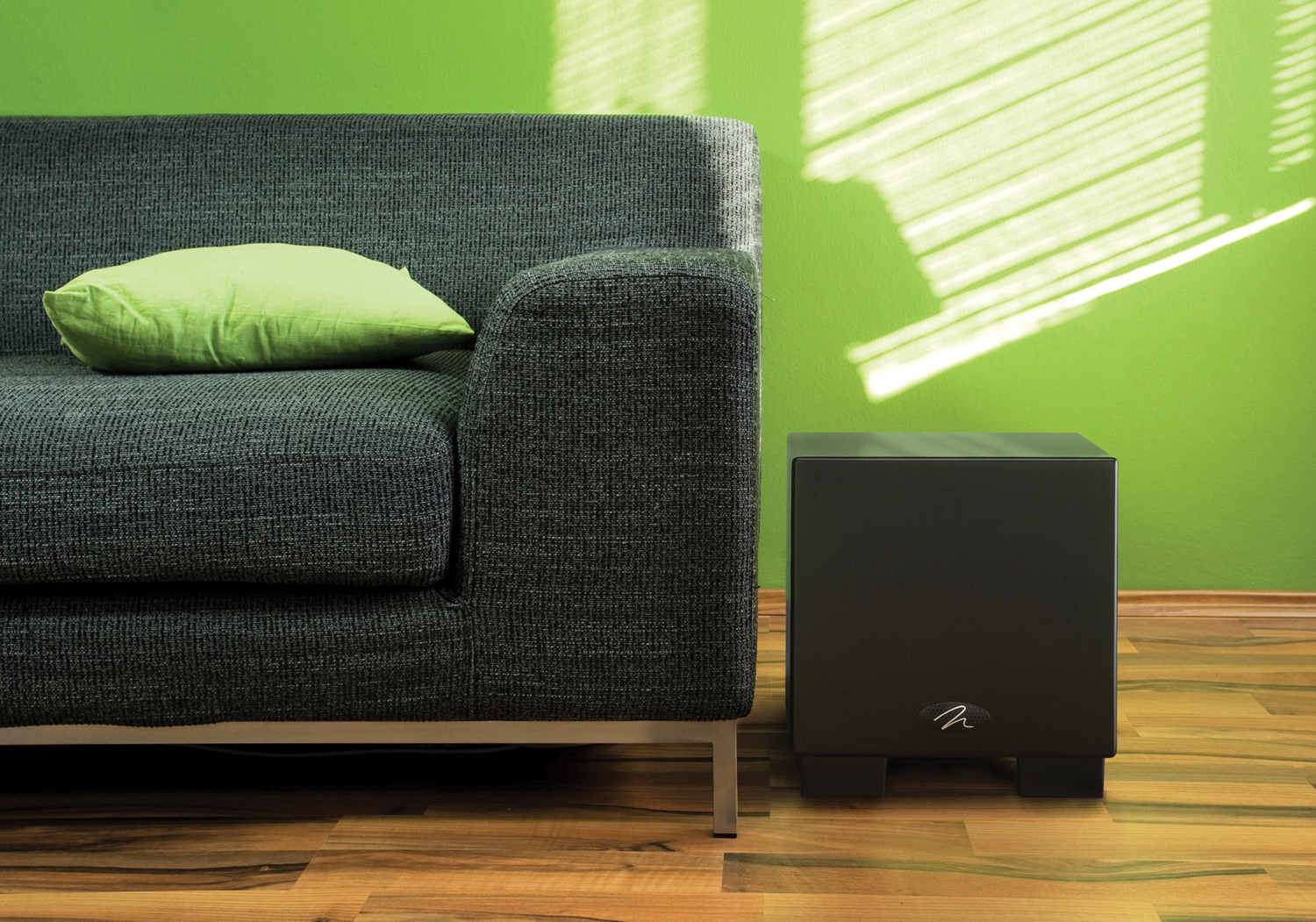 Lire la suite à propos de l’article <!--:fr-->Caisson de basses – en ai-je besoin d’un ?<!--:-->