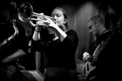 Lire la suite à propos de l’article <!--:fr-->Musique: Un deuxième album pour Rachel Therrien –  «Home Inspiration»<!--:-->