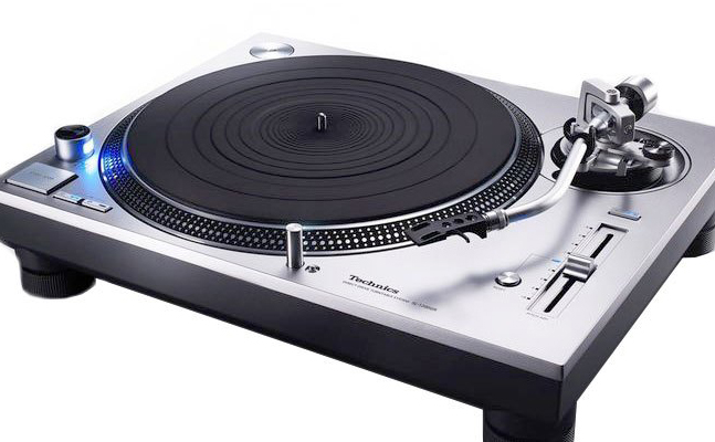 You are currently viewing Technics réinvente l’entraînement direct avec le modèle SL-1200GR