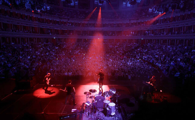 Read more about the article BRYAN ADAMS Live at the Royal Albert Hall