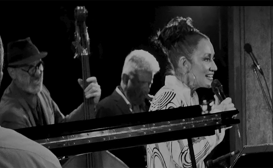 Lire la suite à propos de l’article Holly Cole  En spectacle au Palais Montcalm le 18 octobre