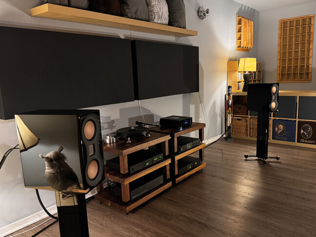 Read more about the article Monitor Audio Studio 89 Loudspeakers
